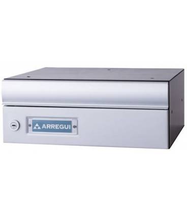 MILENIO H4500-02 - Con cuerpo de aluminio color Negro y puerta de aluminio de color Anodizado Plata