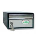 BUZONES URBAN 25 - Con cuerpo de acero electrozincado Negro y puerta de acero inoxidable INOX.