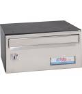 Buzones btv Barajas 16726, cuerpo negro pintado y puerta de acero color Inox Brillo G1, para interior.