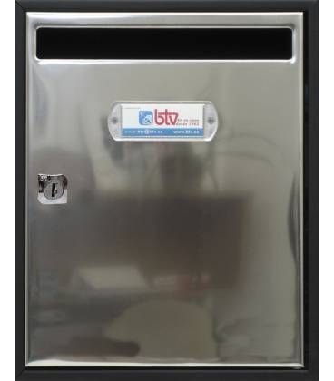 Buzón btv Teide 05866, cuerpo en acero pintado negro y puerta en acero Inox Brillo (calidad AISI 304). Apto para interior. 