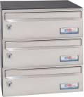 Buzones BTV Barajas 36346, cuerpo negro pintado y puerta acero Inox Brillo G3