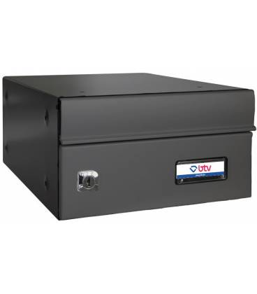 Buzón btv Expo 12210, cuerpo acero negro pintado y puerta de aluminio pintado color Antracita. Apto para el exterior..