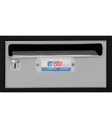 Buzón btv Moncayo 13907, cuerpo en acero pintado en negro y cuerpo de acero pintado, Inox mate G1. Aptos para el interior .